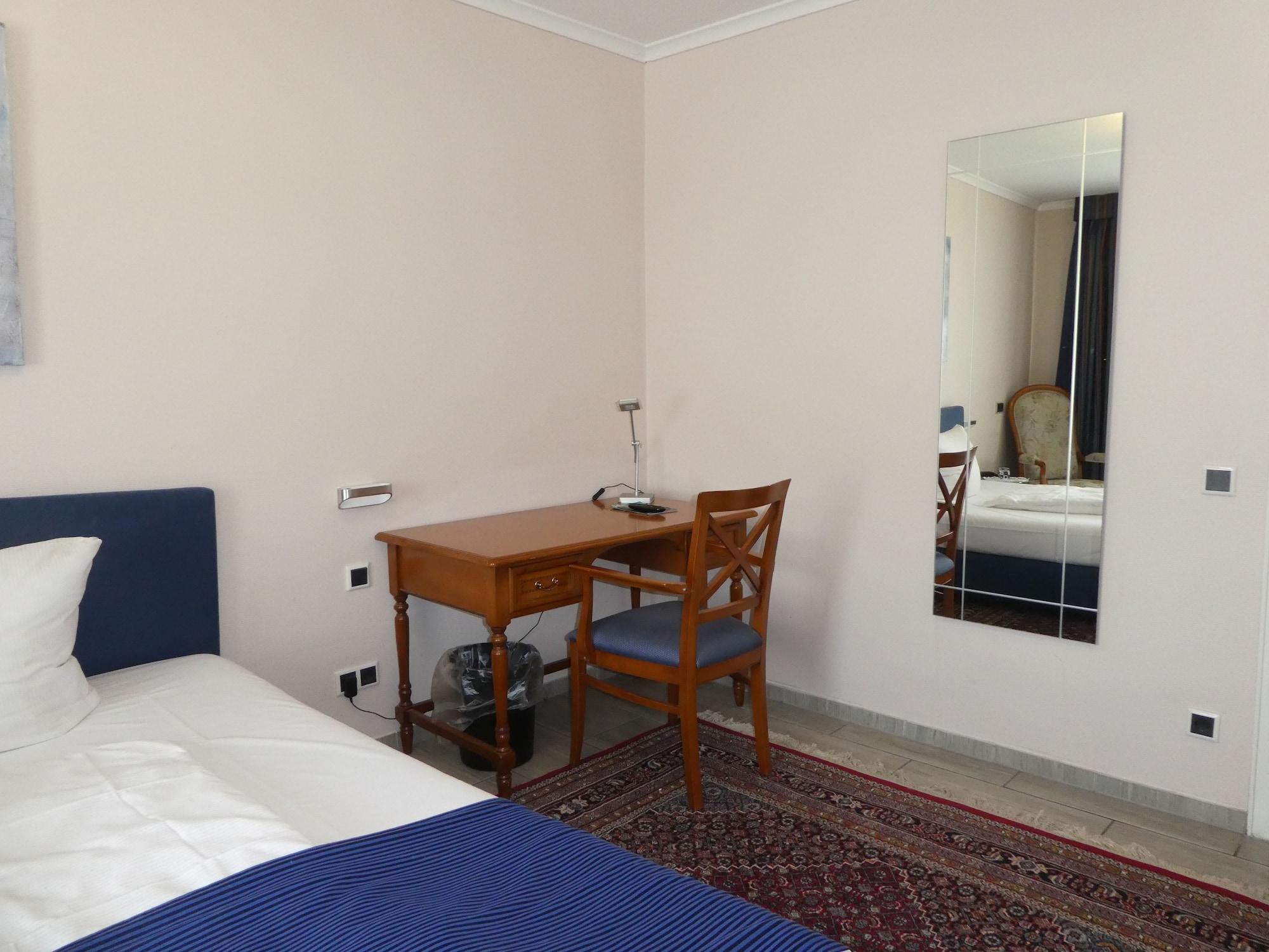 Hotel Terminus Düsseldorf Kültér fotó